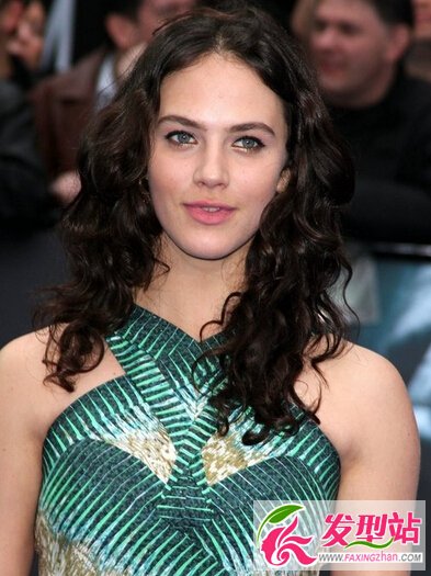 ··ҵ_··ҵ_Jessica Brown Findlay