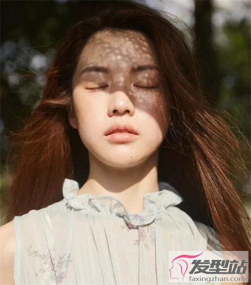 2020女生直发盘点 韩式优雅直发图片-直发发型-发型站
