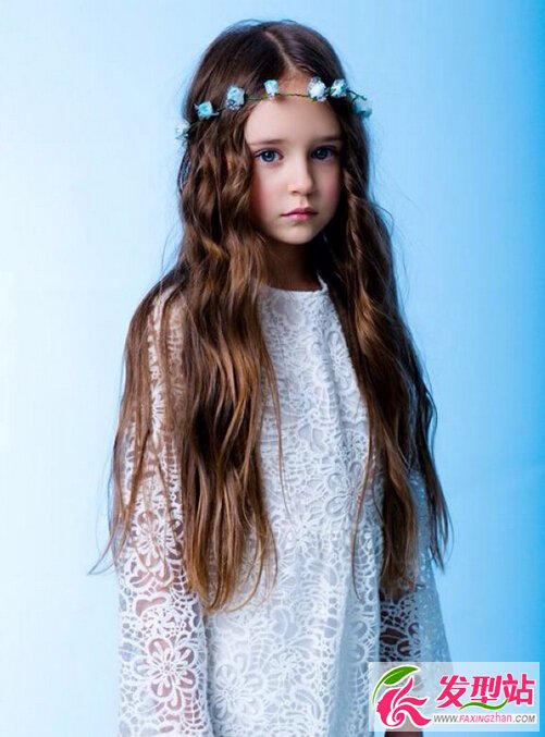 秋天小女孩适合的发型甜美小公主发型图片