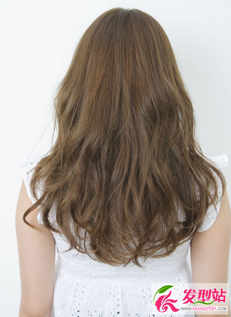 温婉女人卷发发型 三款韩式卷发最有女人味