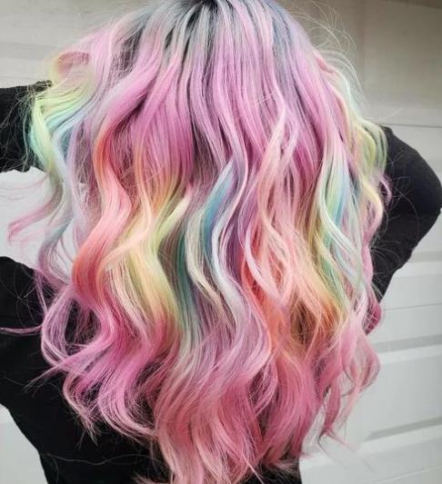 彩虹头发女生图片大全 彩虹色发型美炸天 